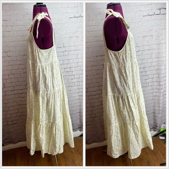 Rylee and cru size large cream colored tiered maxi dress - Picture 2 of 5
